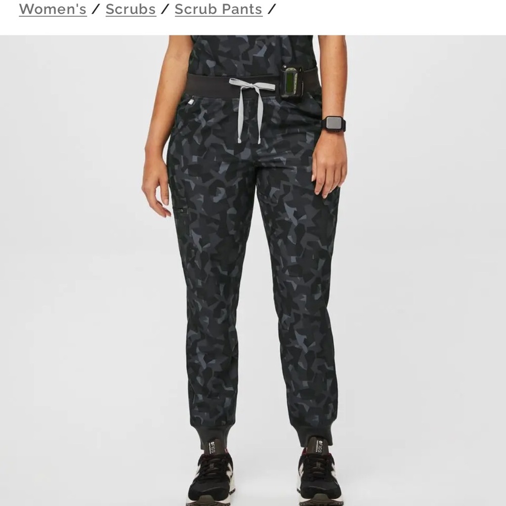 Figs Zamora FREEx Camo Bonsai Jogger Scrub Pants Small Petite